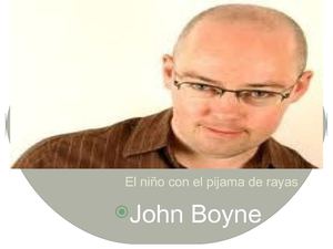 el niño con el pijama de rayas