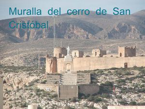 Muralla del cerro de San Cristóbal