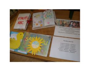 Paroda ,,KELIAUJANČIOS KNYGELĖS"