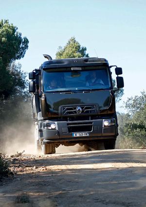 renault trucks c 2,3m euro5 - модельный ряд строительных грузовиков - kazakhstan 2014