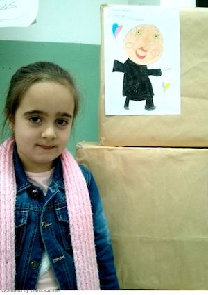 Los niños y niñas de 1º con su maestro SEbastián Urbano Vázquez