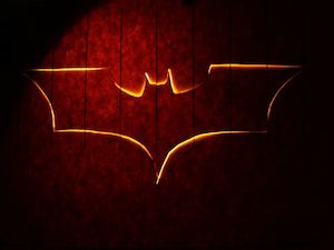 batman salva a ciudad gótica