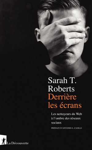 Derrière les écrans