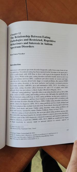 פרק של רוני אנטן בספר על אוטיזם