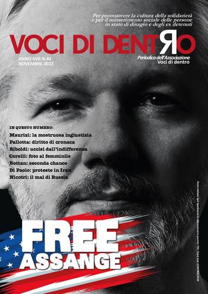 Numero 44 Free Assange