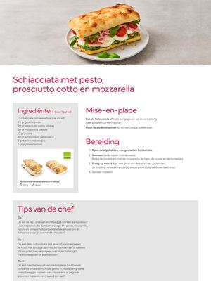 Schiacciata met pesto, prosciutto en mozzarella