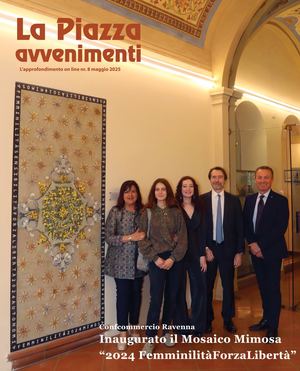 La Piazza 8 Online 2025