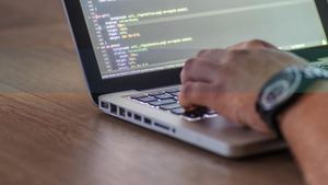 New Free CRM Has Unified Interface For SMS, Email, Invoicing, Payments & Scheduling