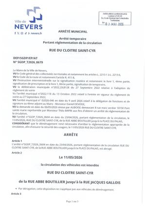 Cloitre STCyr 679