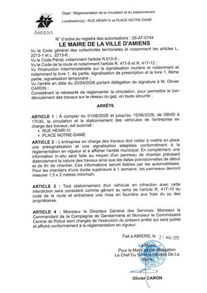 26 AT 0744  Réglementation Du Stationnement Et De La Circulation Rue Henry IV Et Place Notre Dame Du 01 06 2026 Au 15 06 2026 - Publiée Le 01 07 2026